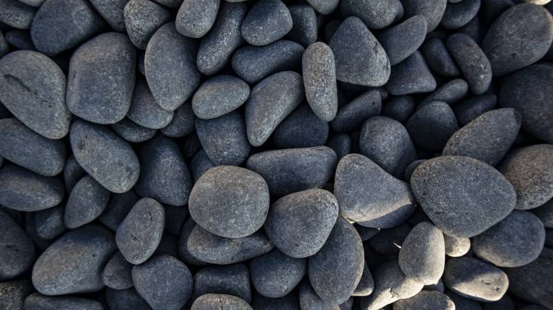 Galets noirs